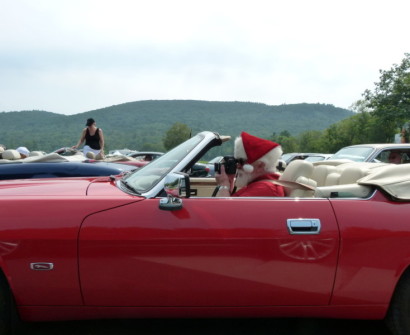 Lime Rock Park, CT: the best of racing, speed and shopping Santa in a Jaguar lime rock
