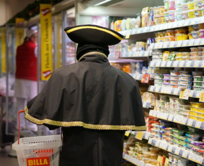Shop a Vienna Supermarket for Fun Austrian Food Souvenirs vienna tour guide shopping in supermarket