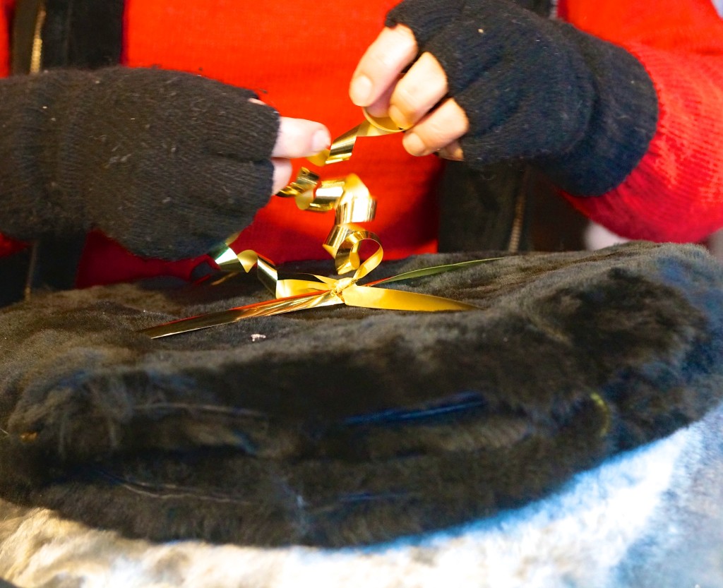 Kungstradgården Christmas market hand warmers stockhom fur
