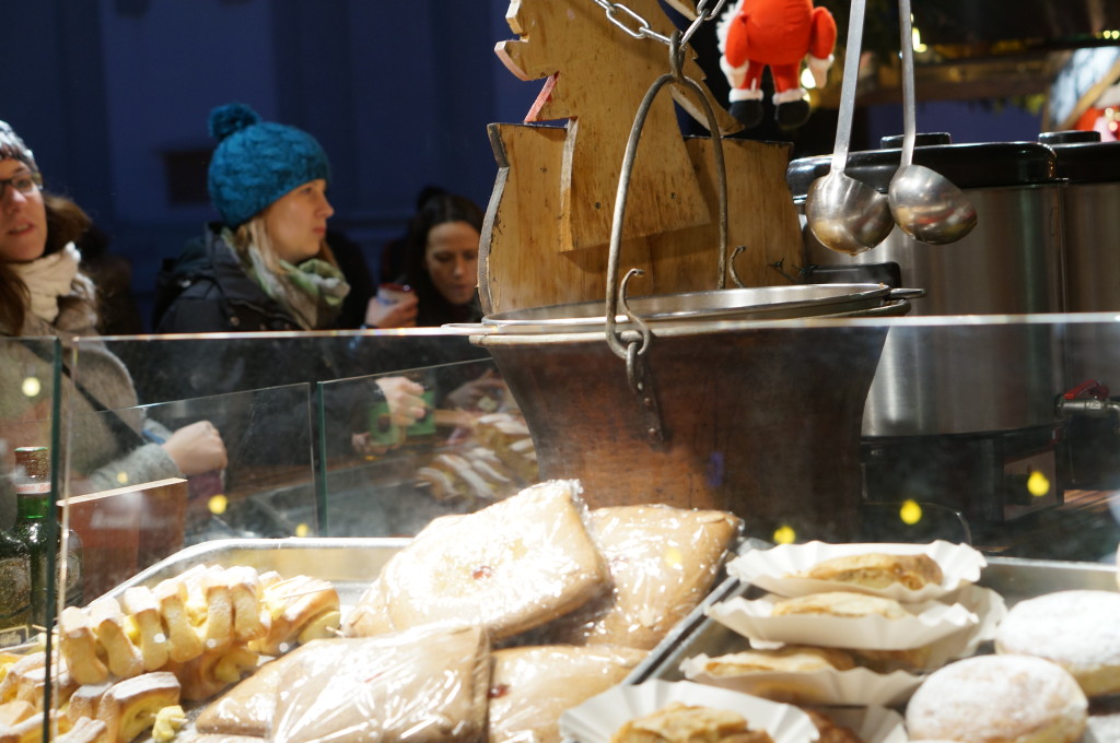 Sweet treats Spittelberg Christmas market food Weihnachtsmarkt