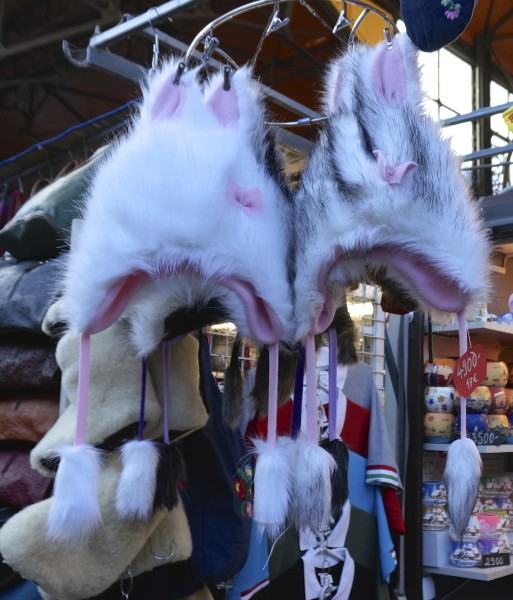 souvenirs hungary great market hall budapest crafts