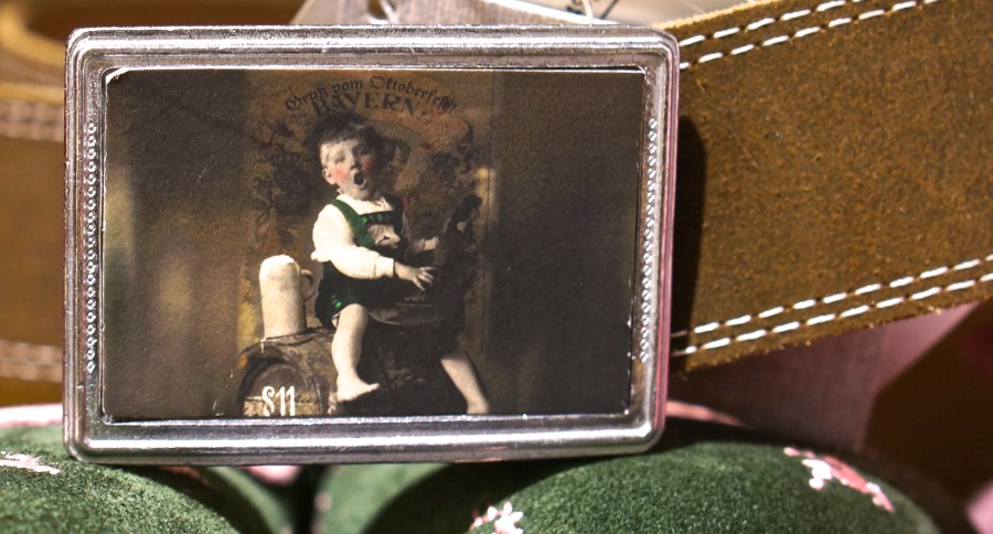 austria kitsch belt buckle souvenir best unique vienna