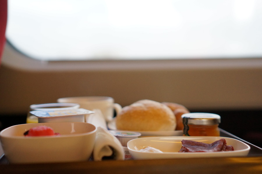 breakfast thalys train first class comfort 1meal