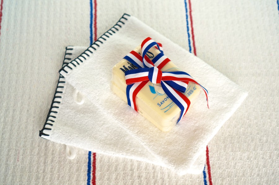 french cheap souvneir gift soap
