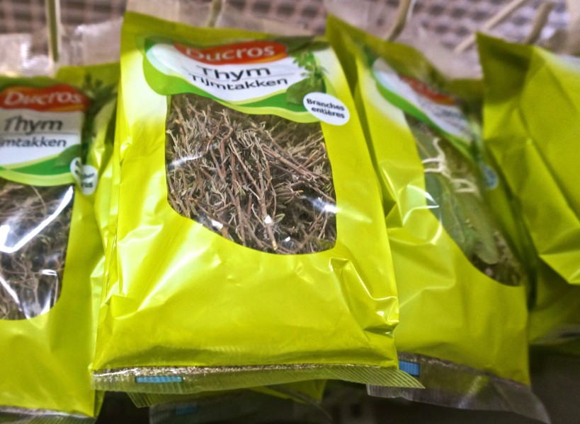bag dried thyme france souvenir