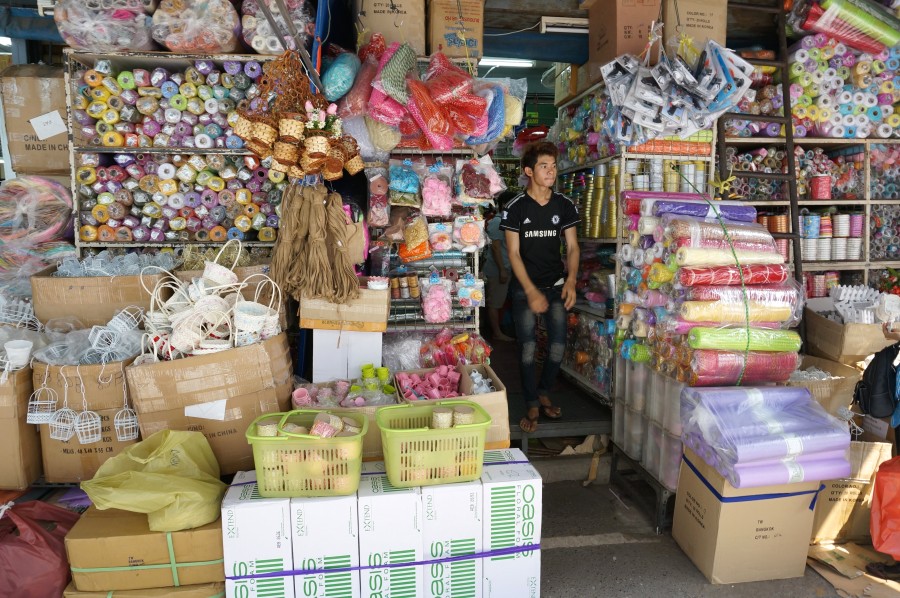 chatuchak weekend market jj souvenirs thai cheap