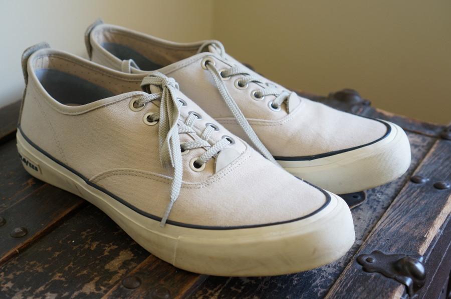 Best Stylish Men's Travel Shoes Reviewed for Europe vacations