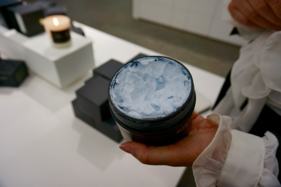 blue lagoon body scrub review
