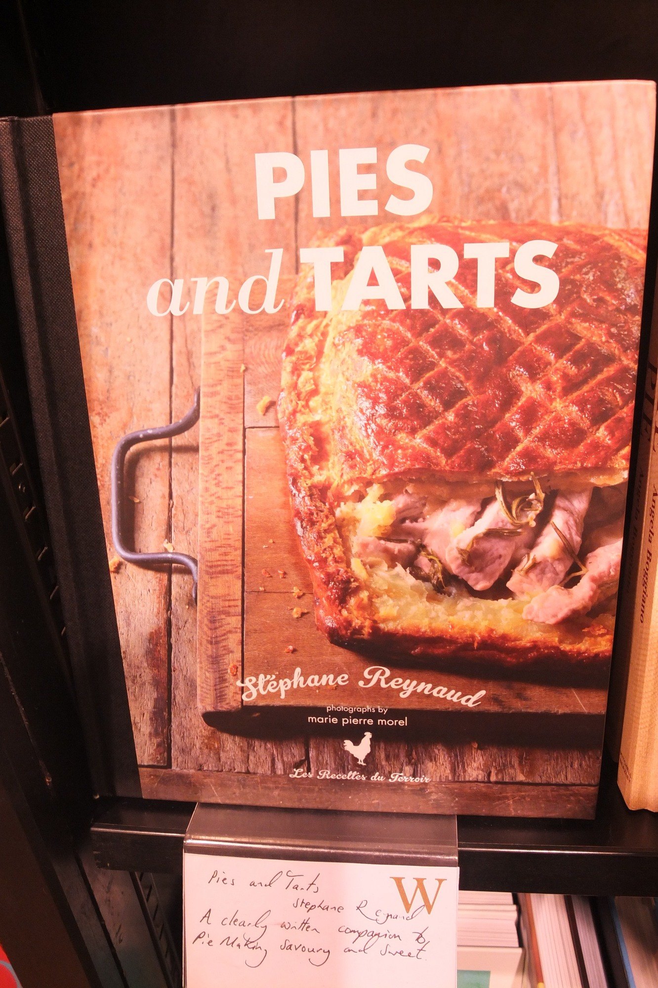 The Top 17 London Experiences and the Souvenirs to Remember them by Souvenir Finder