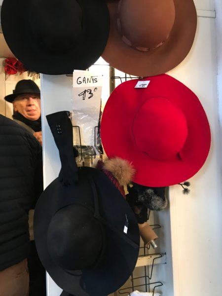 floppy french hat for instagrammer photo paris