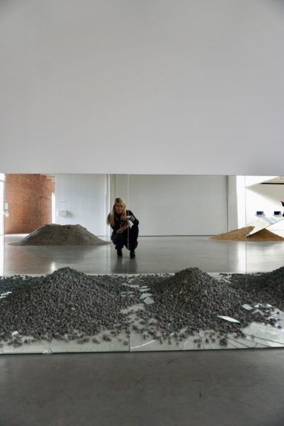 Gravel Mirrors with Cracks and Dust, 1968, Robert Smithson (DIA Beacon).